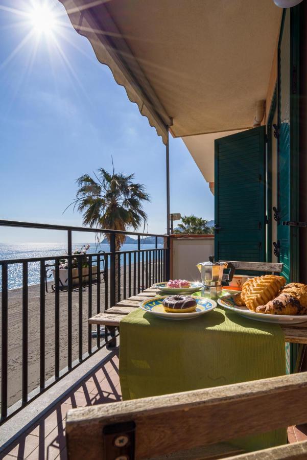Loft Balcone Sul Mare Daire Letojanni Dış mekan fotoğraf