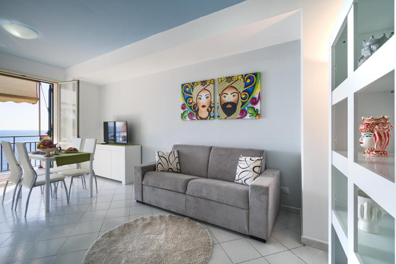Loft Balcone Sul Mare Daire Letojanni Dış mekan fotoğraf